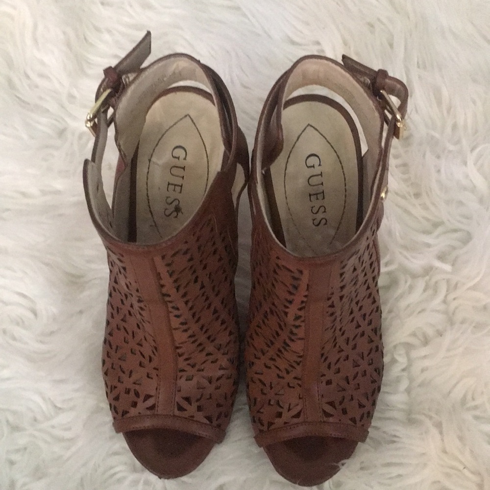 Heels - Picture 2 of 3